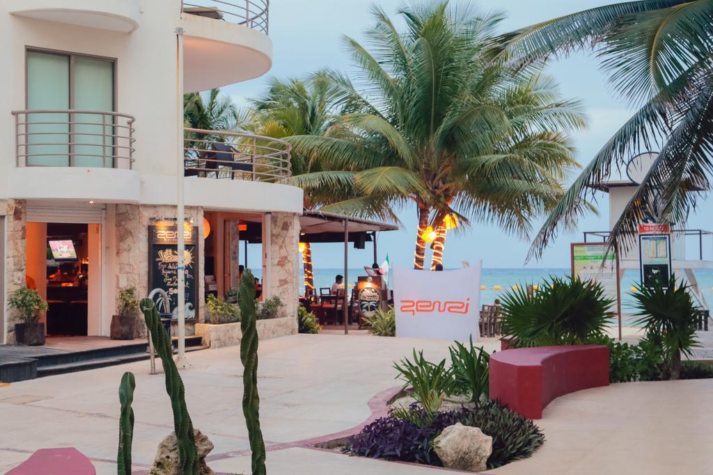 Hotel Azul By Encanto Плая дел Кармен Екстериор снимка