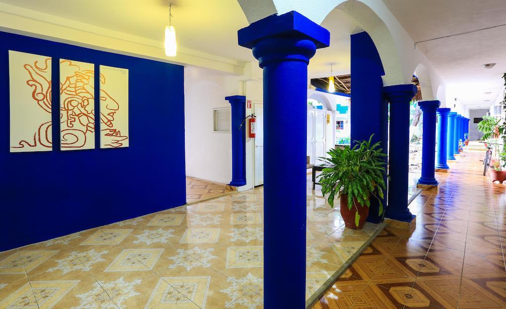 Hotel Azul By Encanto Плая дел Кармен Екстериор снимка