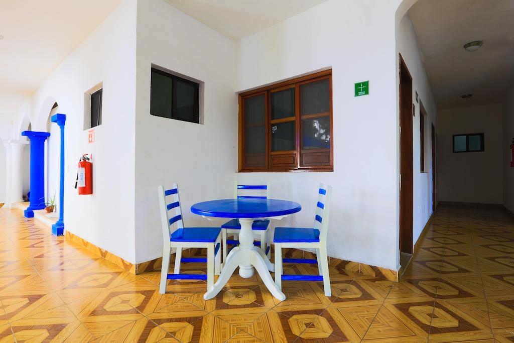 Hotel Azul By Encanto Плая дел Кармен Екстериор снимка