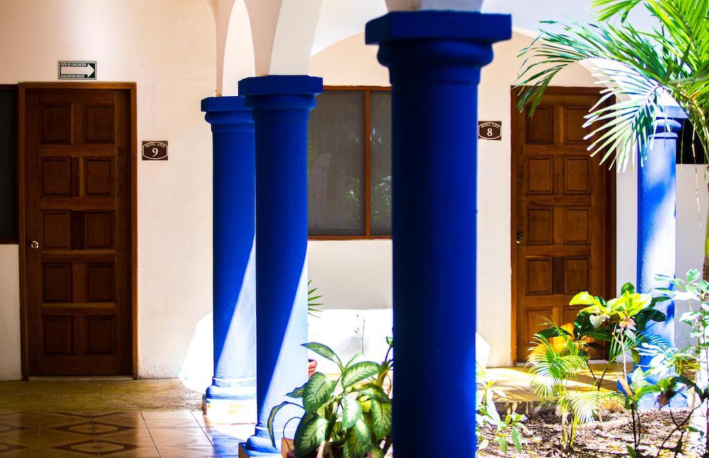 Hotel Azul By Encanto Плая дел Кармен Екстериор снимка