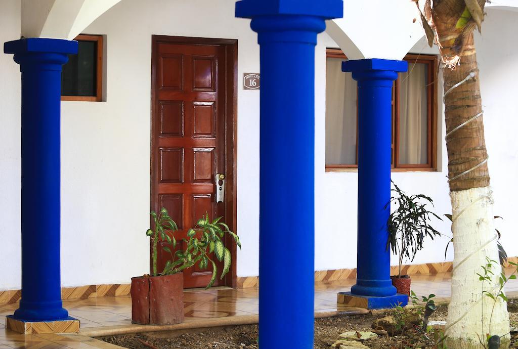 Hotel Azul By Encanto Плая дел Кармен Екстериор снимка