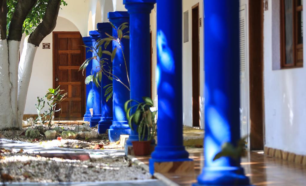 Hotel Azul By Encanto Плая дел Кармен Екстериор снимка